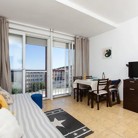 Apartment Kineski Zid